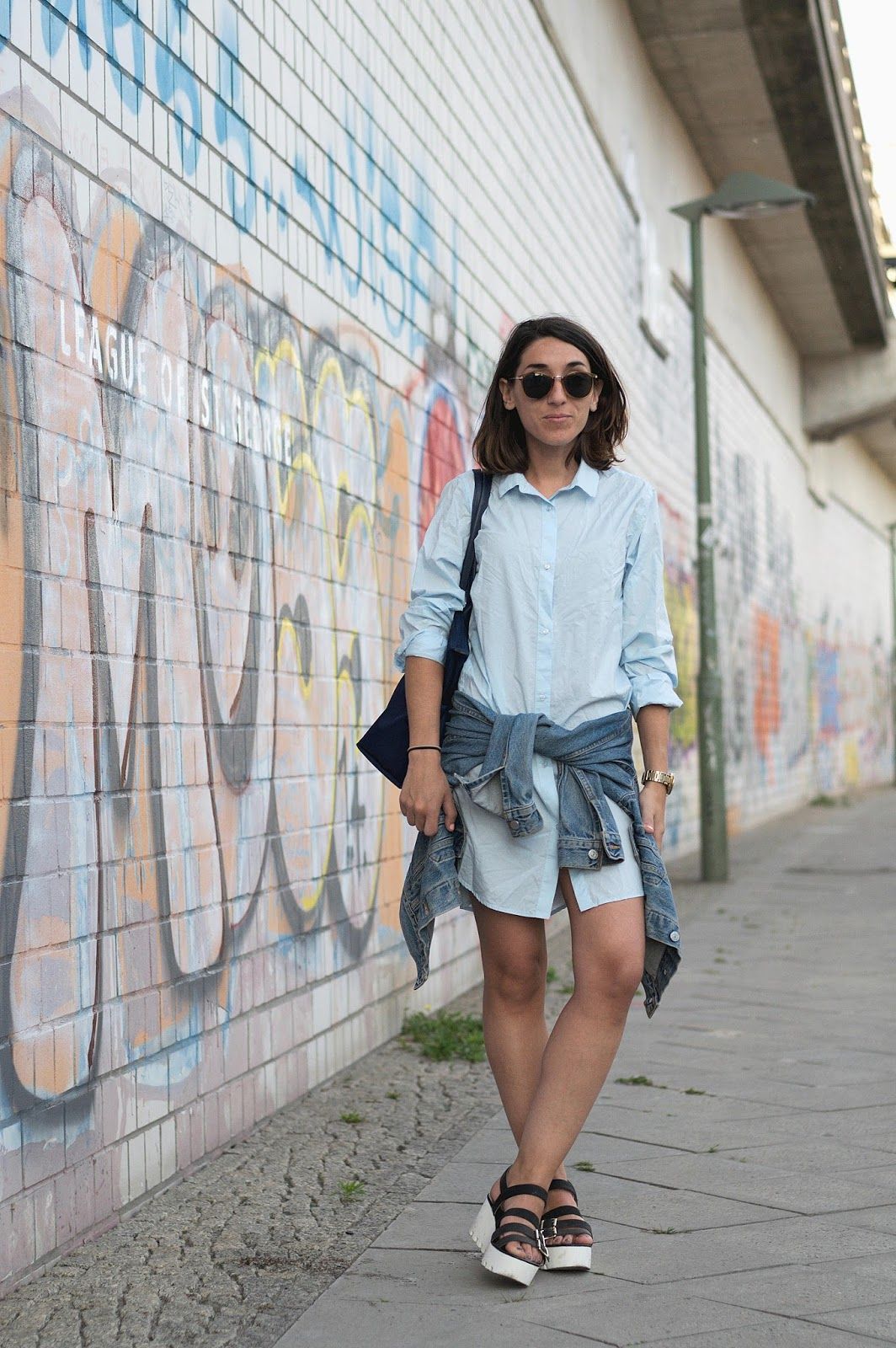 Camisa HM, Bolso Longchamp, Chaqueta Levis vintage, Sandalias Mustang