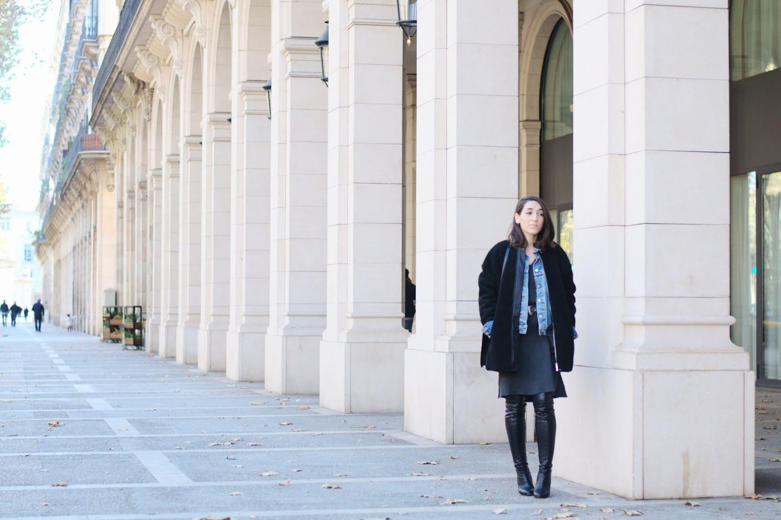Vestido, abrigo, cinturón Mango, Zara Bolso, Botas Mosqueteras Over the knee boots