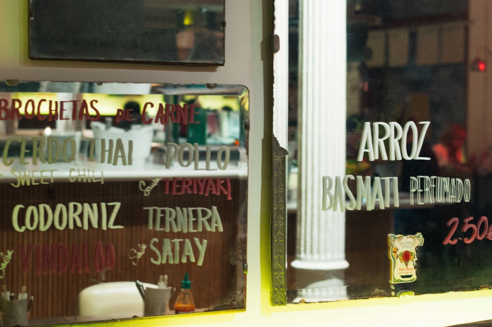 Satay Grill Tribu Woki Barcelona
