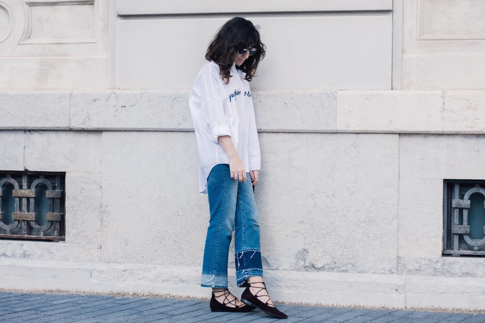 camisa Zara, flared jeans, lace up flats & Other Stories