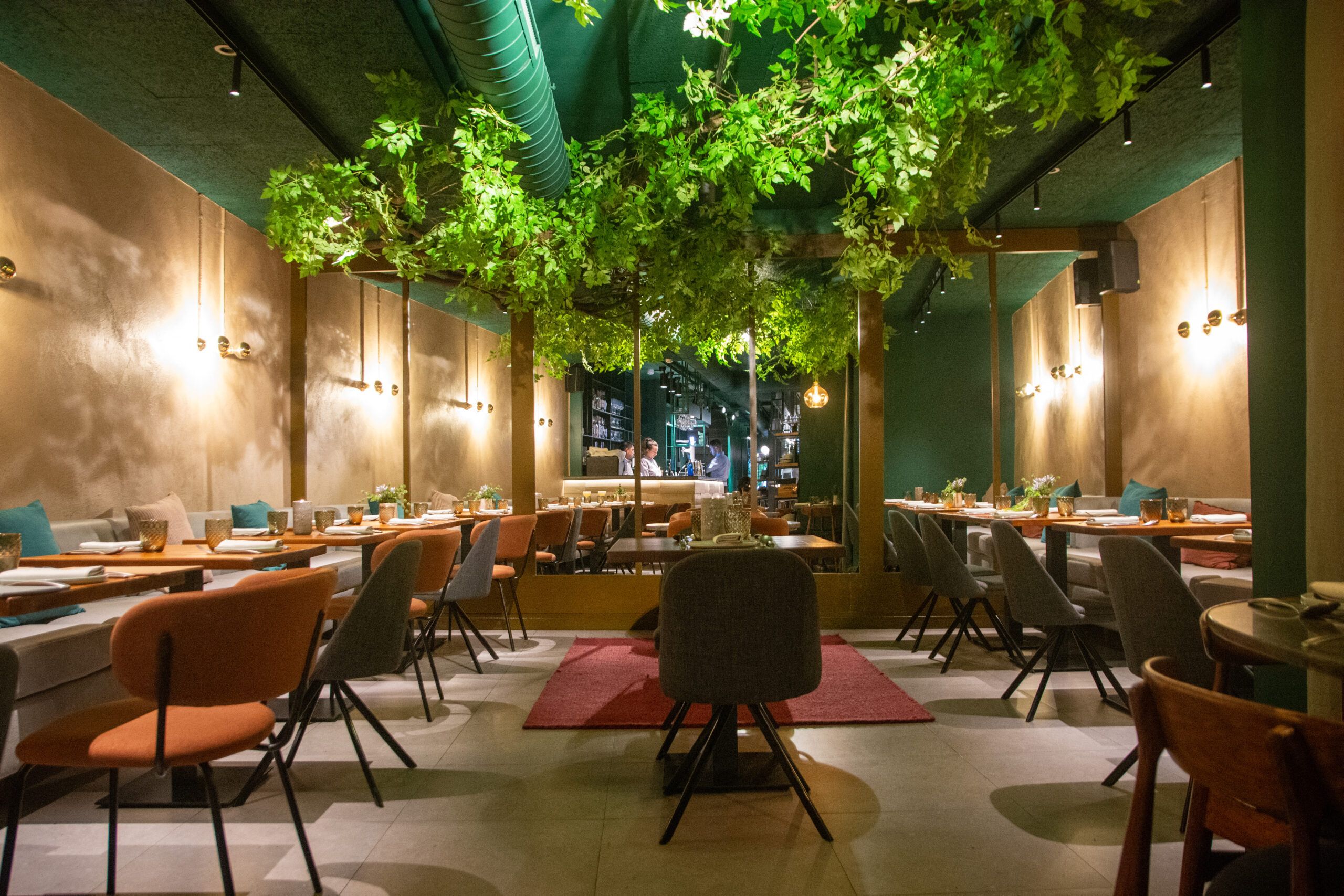 Interior del restaurante peruano Macambo en el barrio de Sant Gervasi de Barcelona