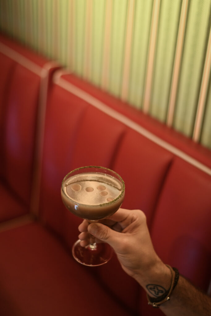 Cocktail Paloma Fondita restaurante mexicano en el Gràcia Barcelona