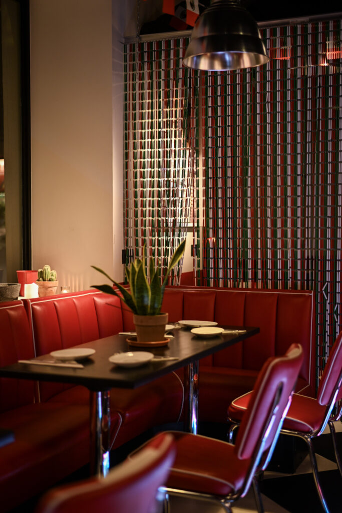 Interior Paloma Fondita mexicano Barcelona