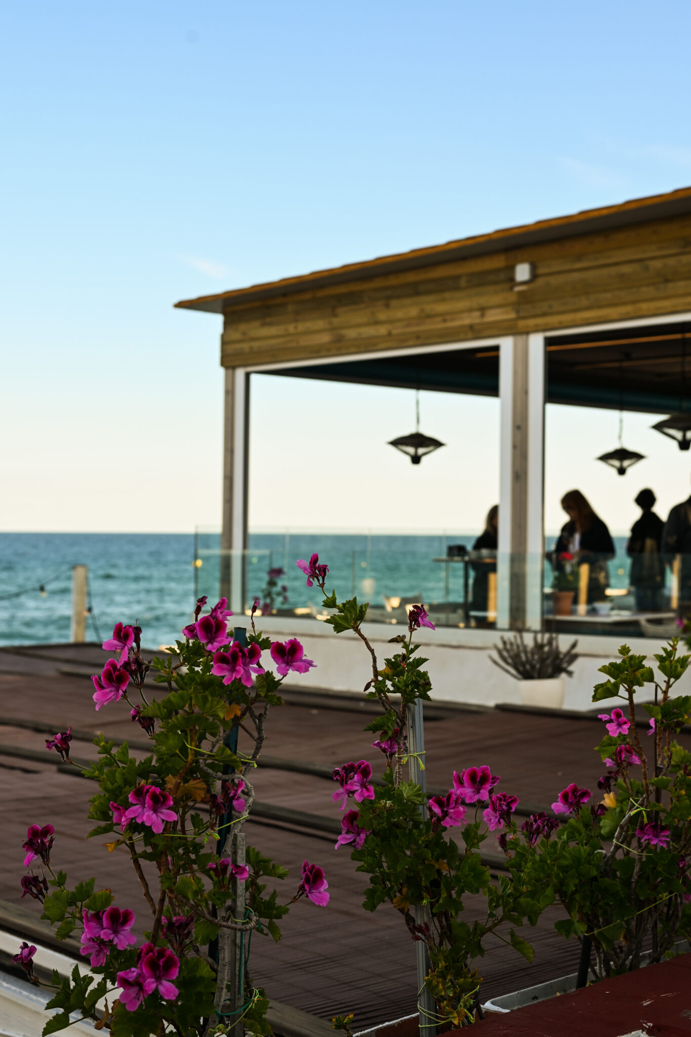 La Donzella de la Costa Badalona