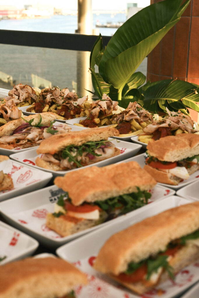 Bocadillos gourmet La Porca en Time Out Market Barcelona en Centro Comercial Maremagnum