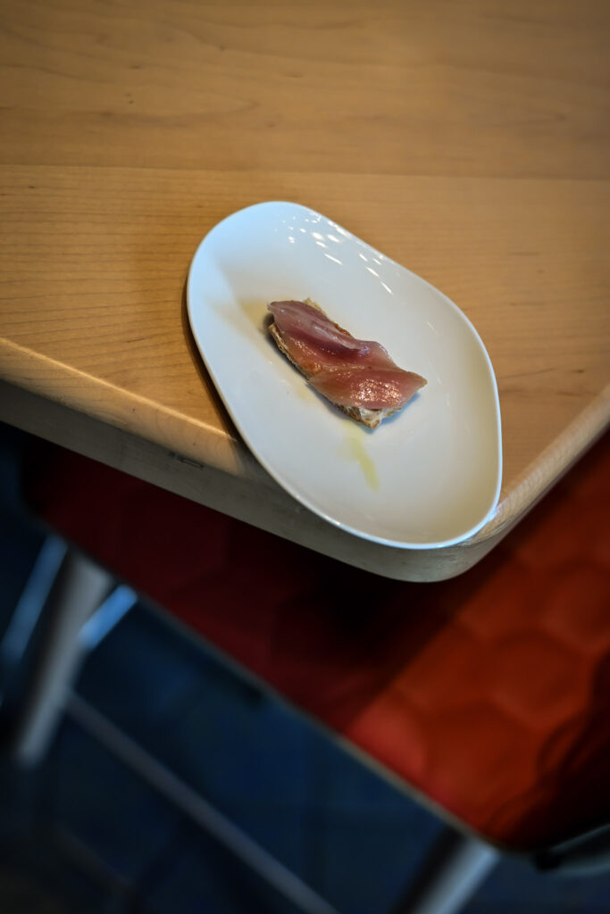 Ventresca Curada o «Ibérico del Mar» de Tunateca Balfegó en la Diagonal de Barcelona