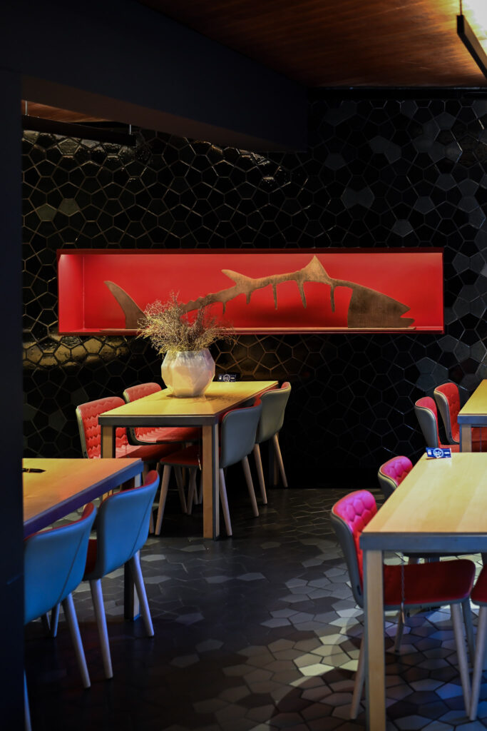 Tunateca no es únicamente un restaurante, sino un auténtico templo dedicado al atún rojo.